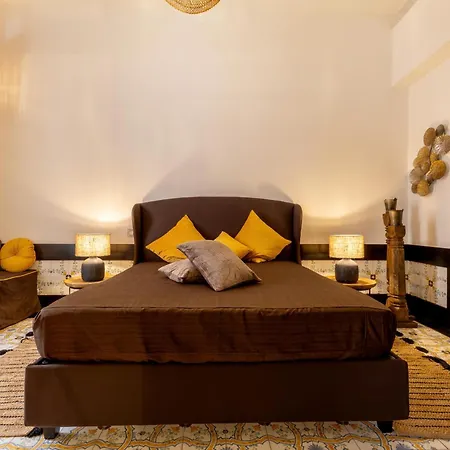 Апартаменты Foro Luxury Flat